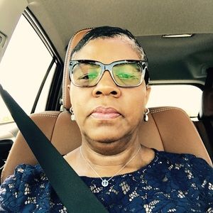 Meet your Posher, Marie